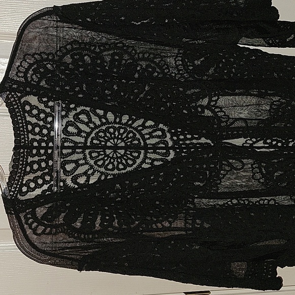 SWIMSUIT COVER UP,  BLACK LIKE NEW CONDITION WORN ONCE - Picture 2 of 2